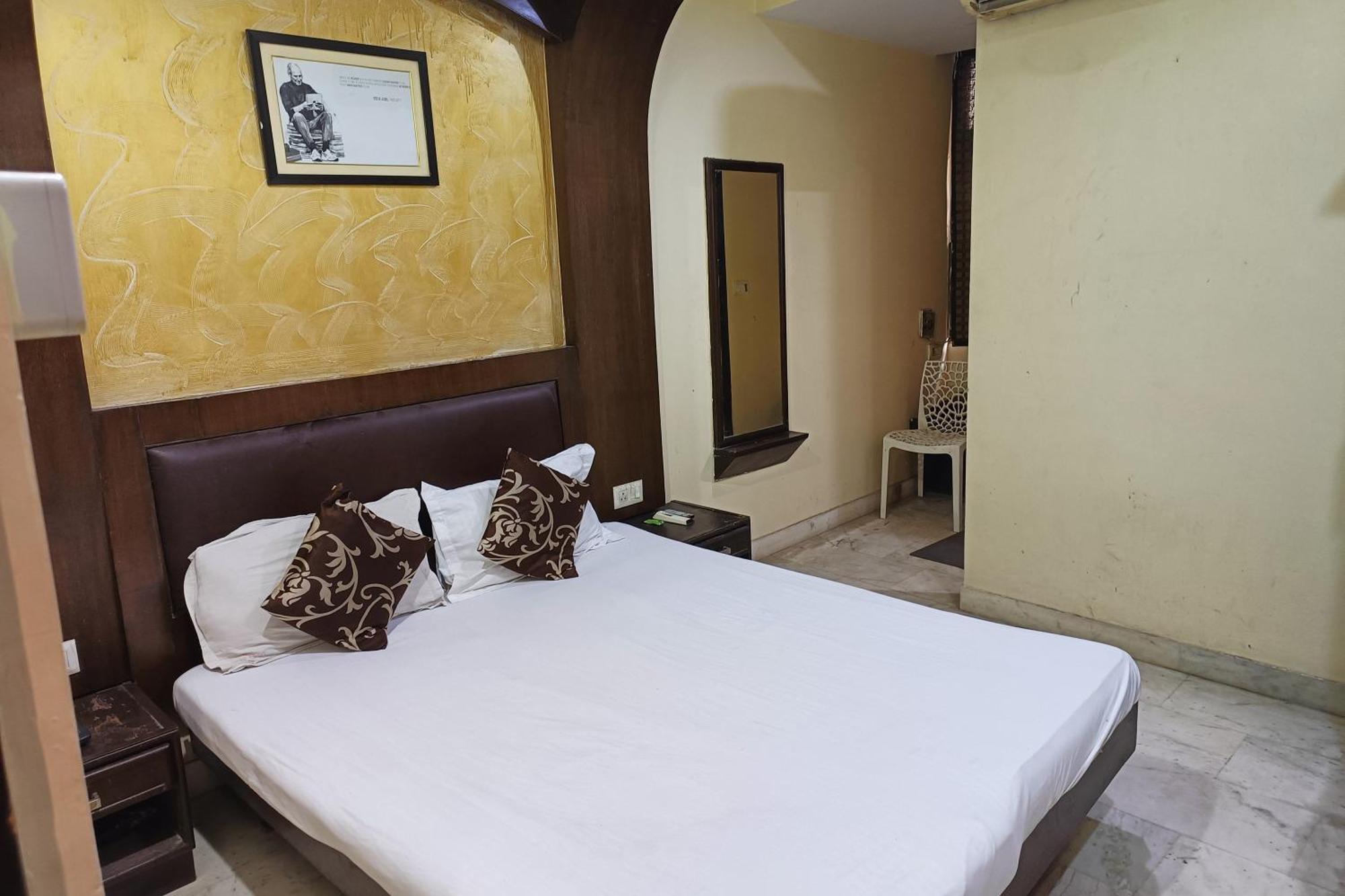 Spot Inn Hostel New Delhi Eksteriør bilde